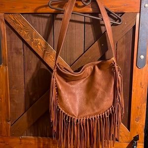 Super cute and sexy   shoulder purse good shape and Very high-quality construc!